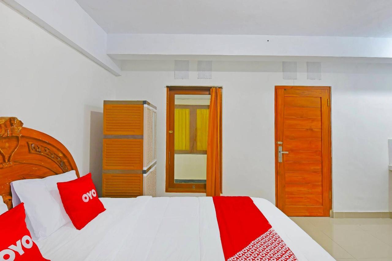 Oyo 90967 Soka Asri Guest House Darmasaba Exteriér fotografie